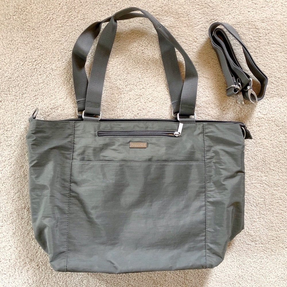 Baggallini Laptop Tote With Crossbody Strap.